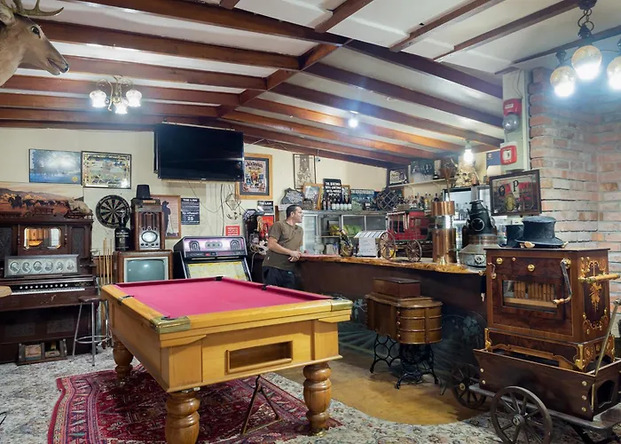 Otira Stagecoach Hotel